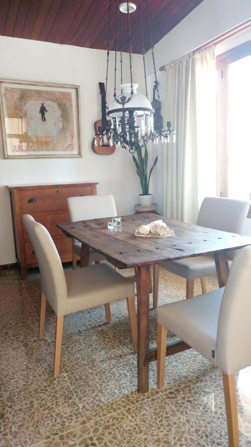 House With 3 Bedrooms In Cala Millor With Enclosed Garden And Wifi 100 M From The Beach Hébergement de vacances